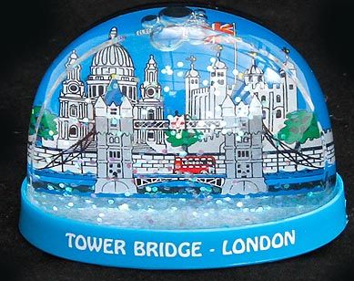 London images plastic snowglobe